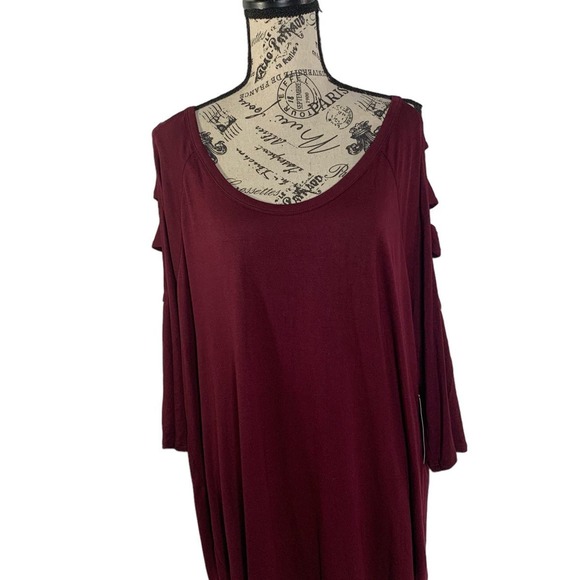 Love Delirious Women’s Plus Size 3X Blouse Cold Shoulder 3/4 Sleeve Burgundy NEW - Picture 1 of 10